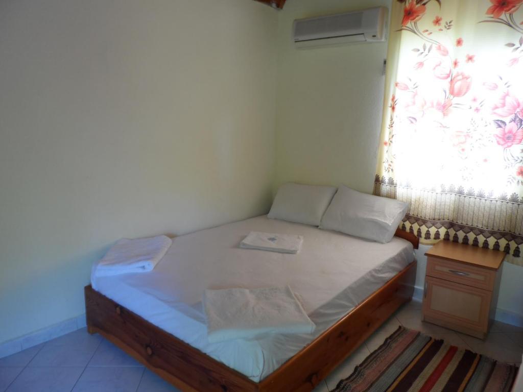 Engin Pension Çıralı Habitación foto